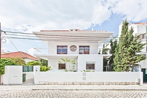 Lost Caparica Surf House